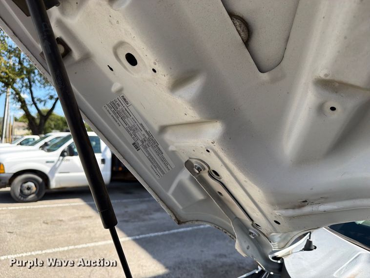 image for item FB8905 2011 Ford F350 Super Duty utility bed pickup truck