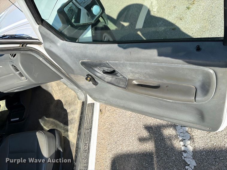 image for item FB8906 2008 Ford Ranger pickup truck