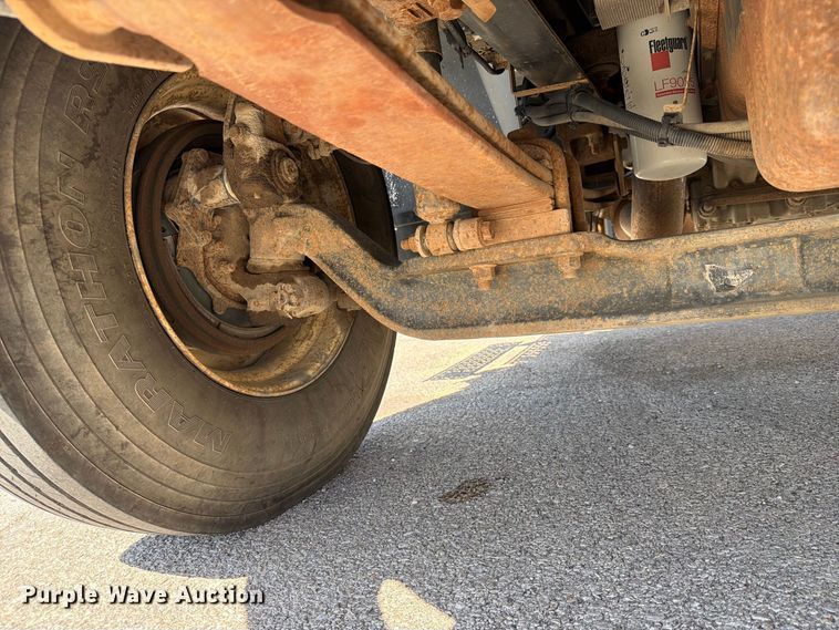 image for item FB8908 2009 International DuraStar 4400 flatbed truck