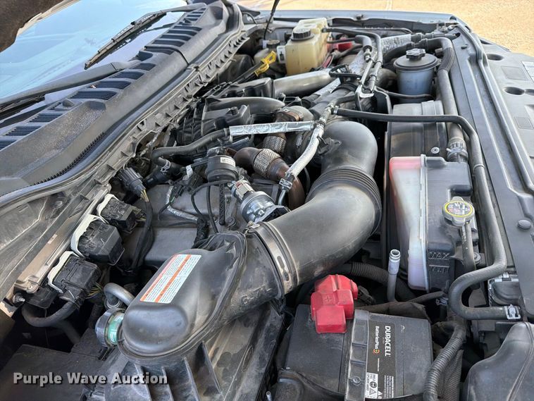 image for item FB8909 2017 Ford F250 Super Duty Ext. Cab pickup truck