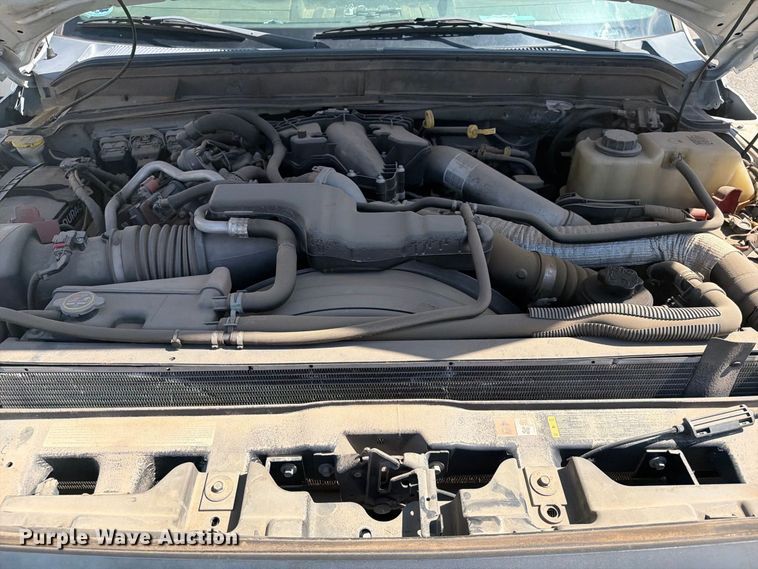 image for item FB8910 2015 Ford F350 Super Duty utility bed pickup truck
