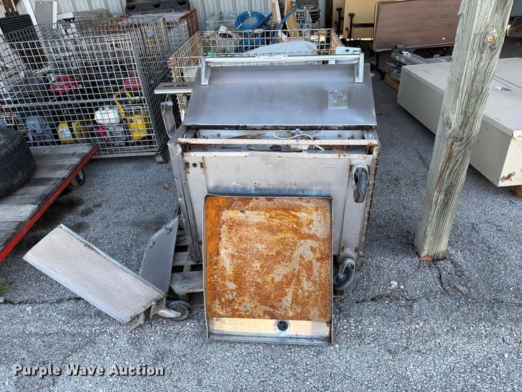 image for item FB8911 Wolf stove