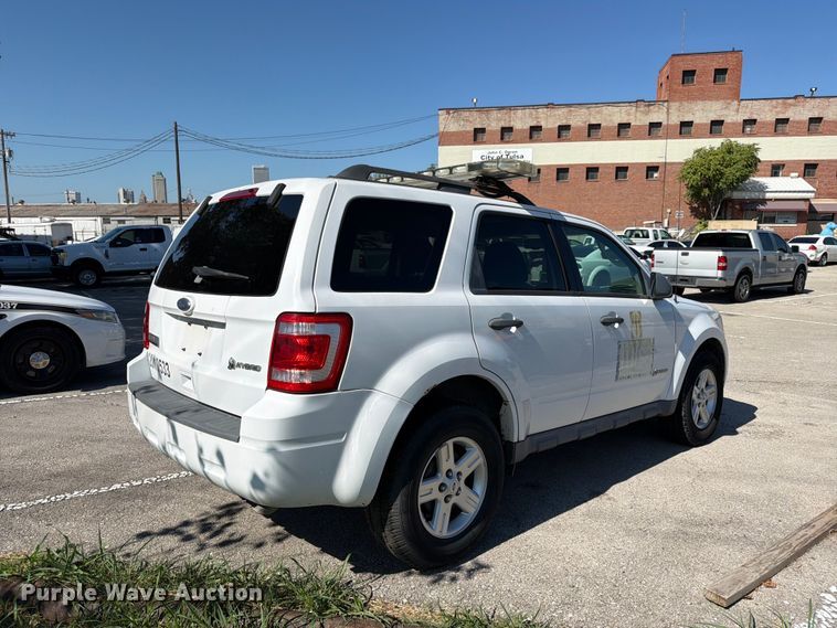 image for item FB8912 2010 Ford Escape SUV