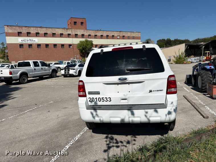 image for item FB8912 2010 Ford Escape SUV
