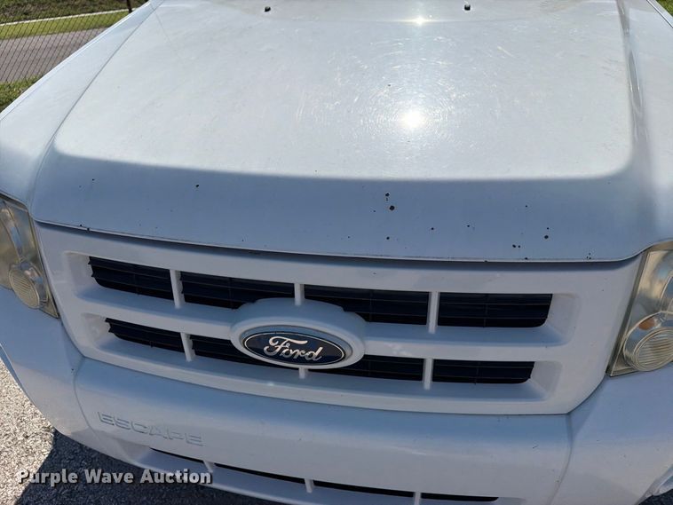 image for item FB8912 2010 Ford Escape SUV