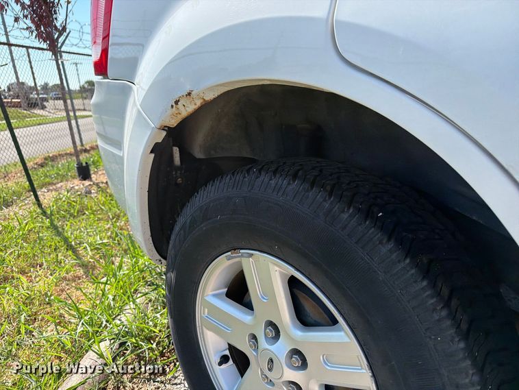 image for item FB8912 2010 Ford Escape SUV