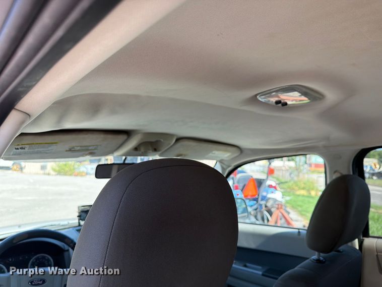 image for item FB8912 2010 Ford Escape SUV