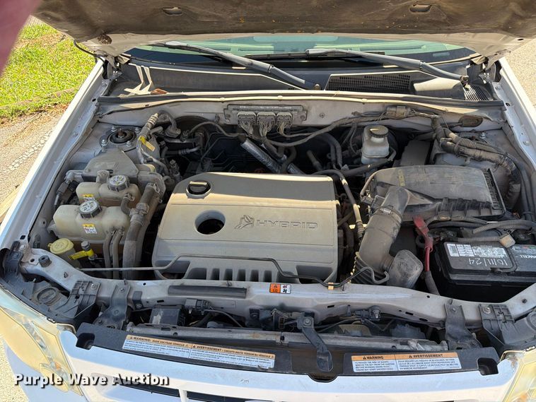 image for item FB8912 2010 Ford Escape SUV