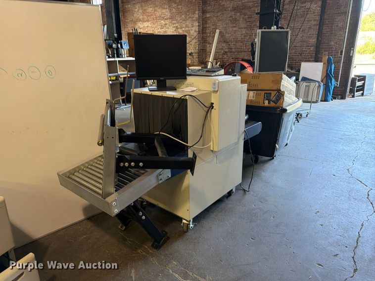 image for item FB8913 AutoClear x-ray machine