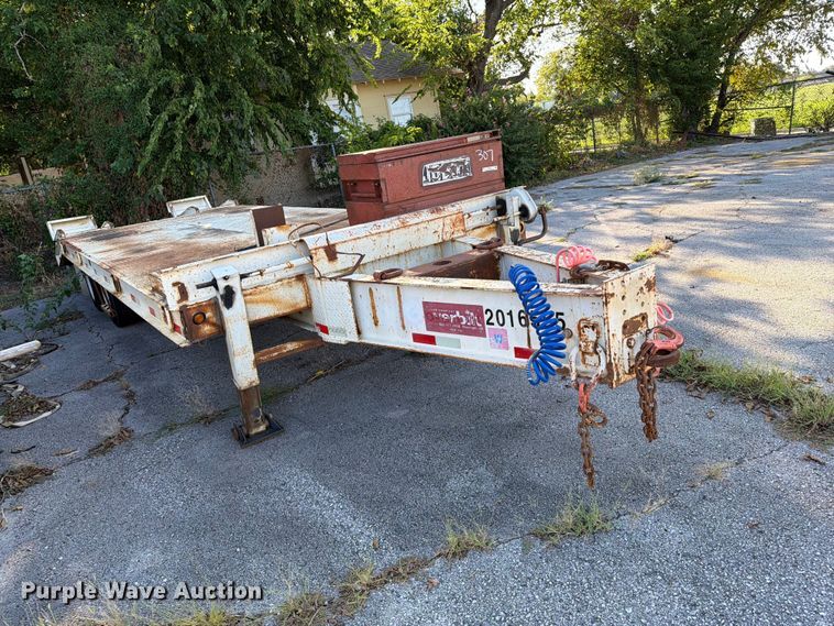 image for item FB8915 2016 Overbilt 40K equipment trailer