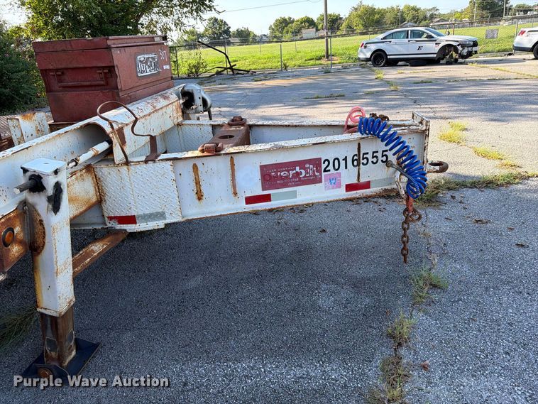 image for item FB8915 2016 Overbilt 40K equipment trailer