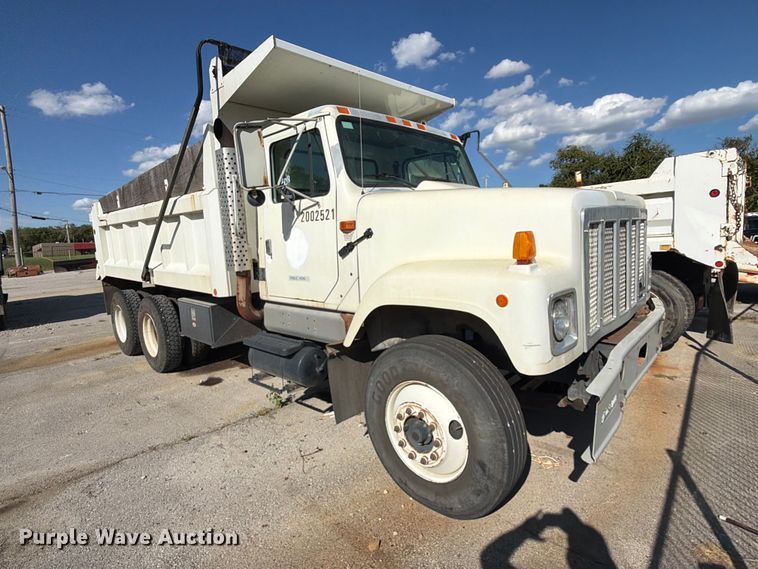 image for item FB8917 2002 International F2554 dump truck