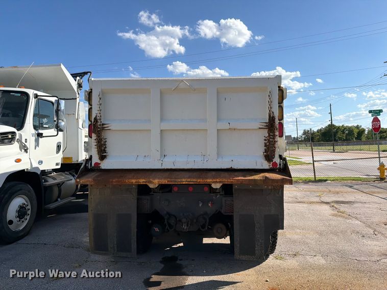 image for item FB8917 2002 International F2554 dump truck