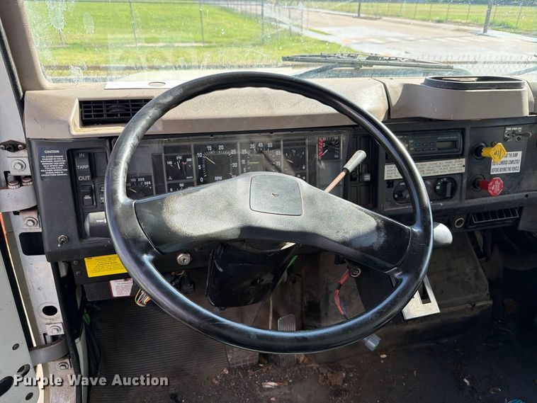 image for item FB8917 2002 International F2554 dump truck