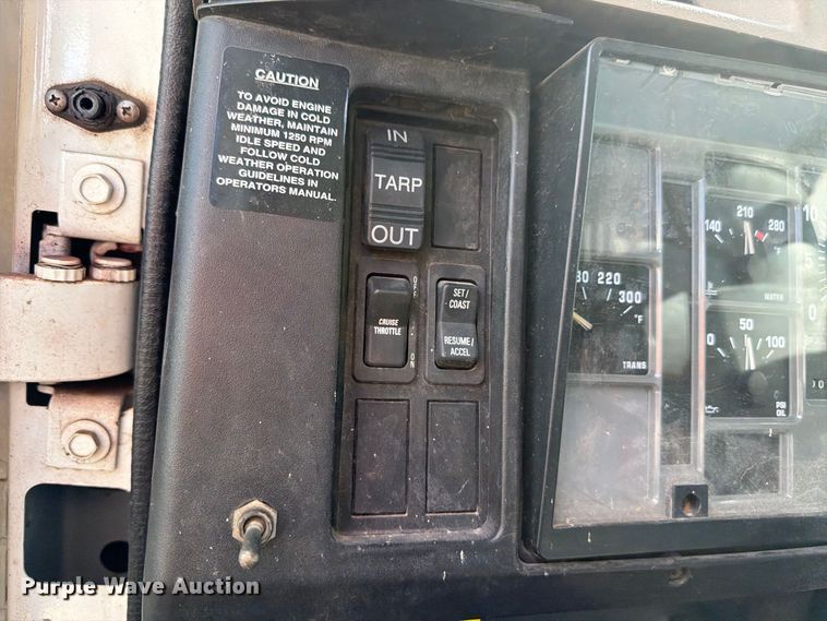 image for item FB8917 2002 International F2554 dump truck