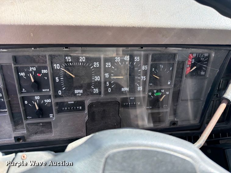 image for item FB8917 2002 International F2554 dump truck