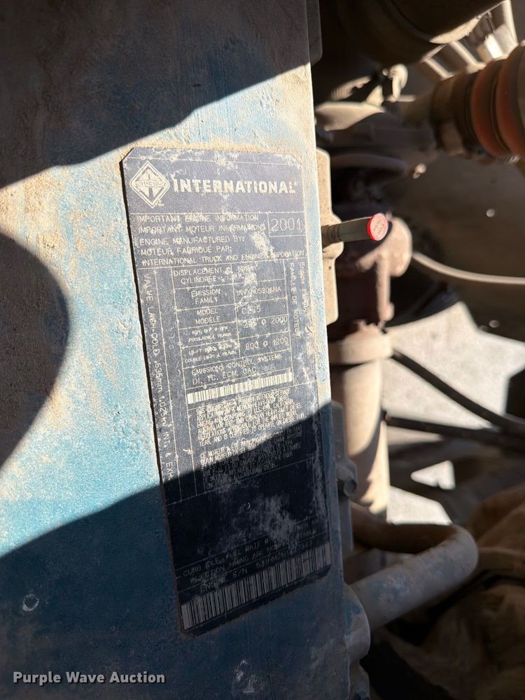 image for item FB8917 2002 International F2554 dump truck