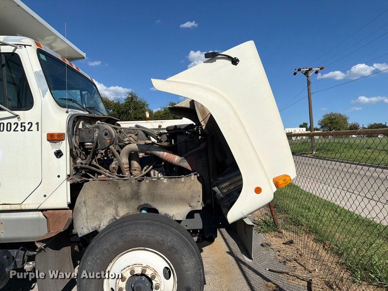 image for item FB8917 2002 International F2554 dump truck