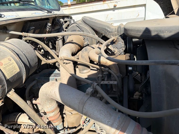 image for item FB8917 2002 International F2554 dump truck