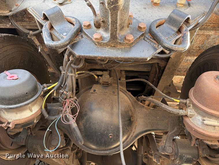 image for item FB8917 2002 International F2554 dump truck