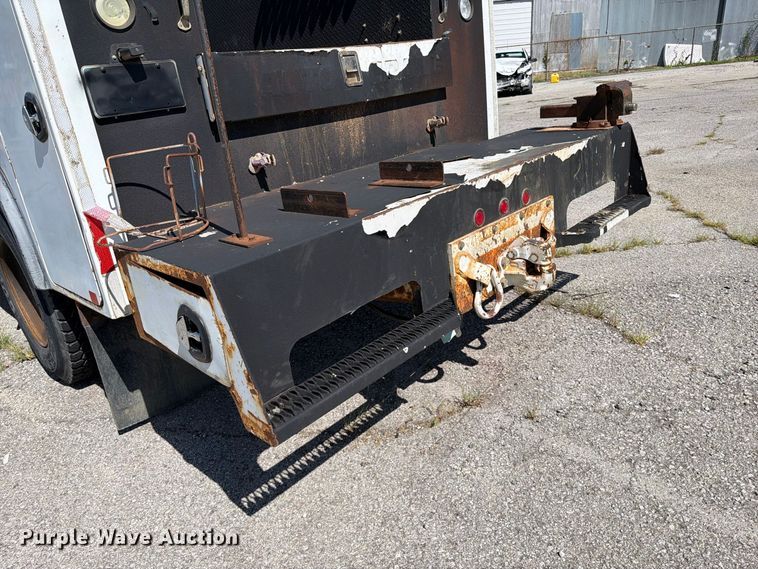 image for item FB8918 2016 International 7400 utility / service truck