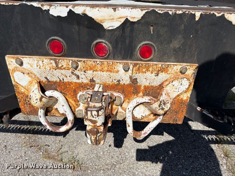 image for item FB8918 2016 International 7400 utility / service truck