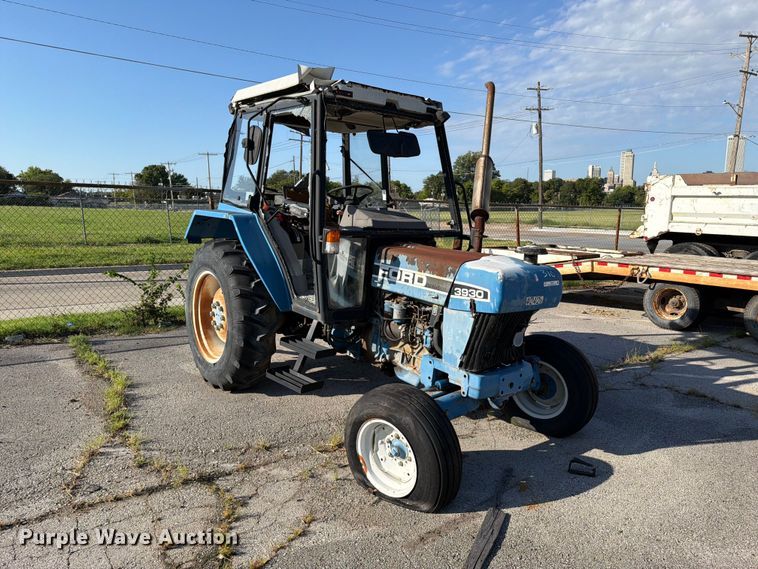 image for item FB8919 1995 Ford 3430 tractor