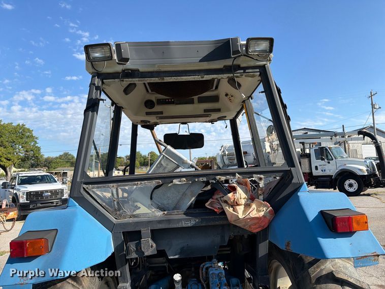 image for item FB8919 1995 Ford 3430 tractor