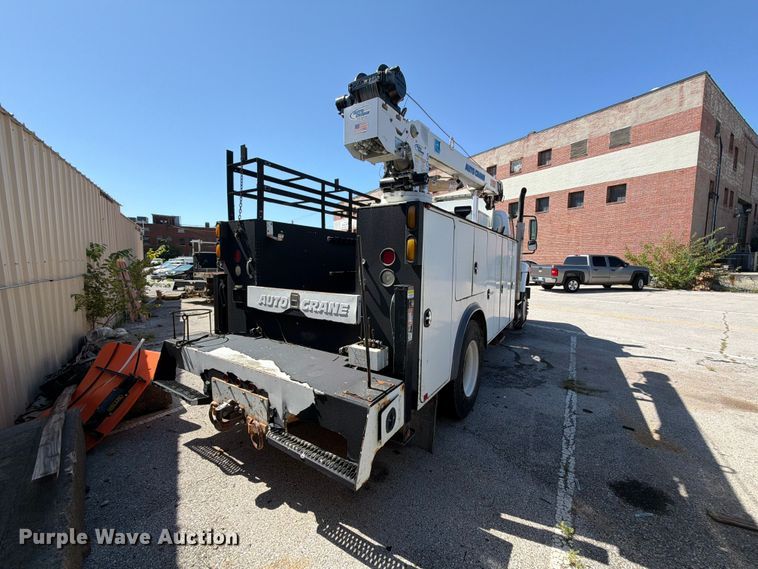 image for item FB8921 2011 International WorkStar 7400 utility / service truck