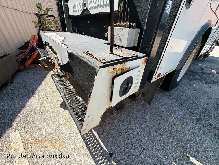 image for item FB8921 2011 International WorkStar 7400 utility / service truck