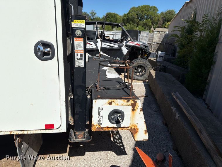 image for item FB8921 2011 International WorkStar 7400 utility / service truck