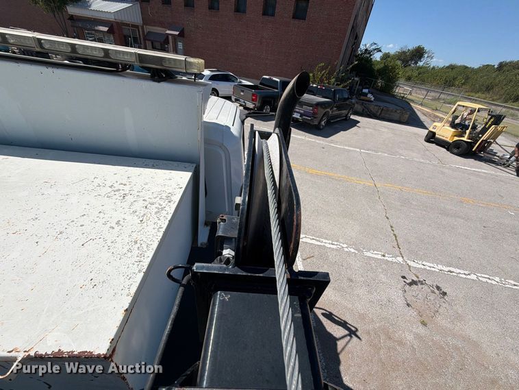 image for item FB8921 2011 International WorkStar 7400 utility / service truck