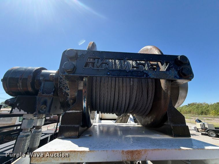 image for item FB8921 2011 International WorkStar 7400 utility / service truck