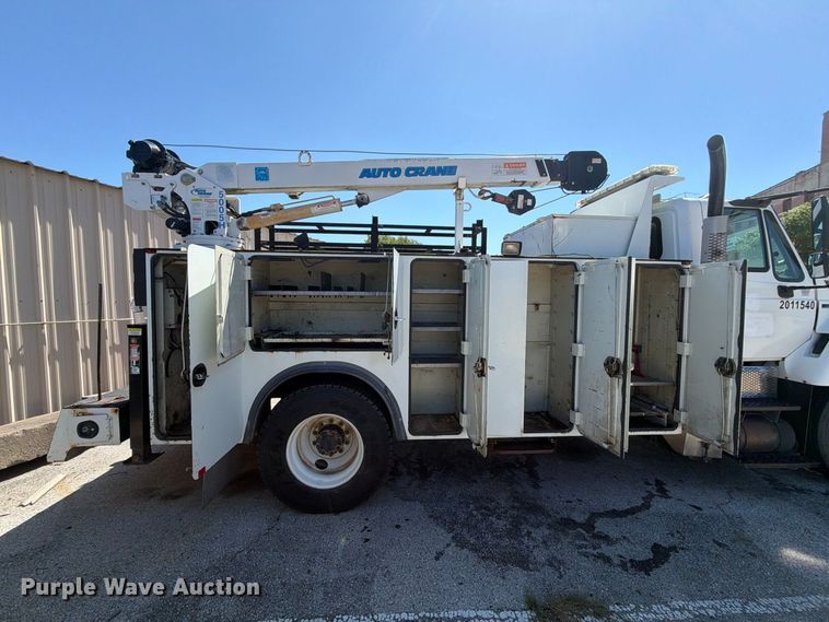 image for item FB8921 2011 International WorkStar 7400 utility / service truck