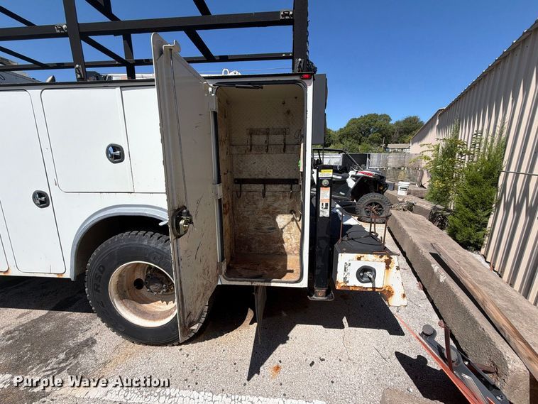 image for item FB8921 2011 International WorkStar 7400 utility / service truck