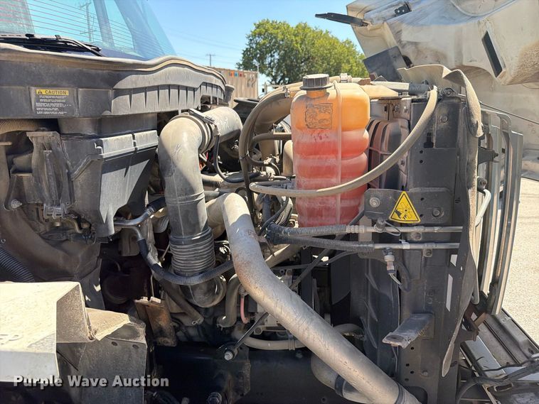 image for item FB8921 2011 International WorkStar 7400 utility / service truck