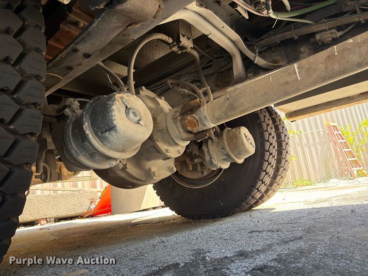image for item FB8921 2011 International WorkStar 7400 utility / service truck