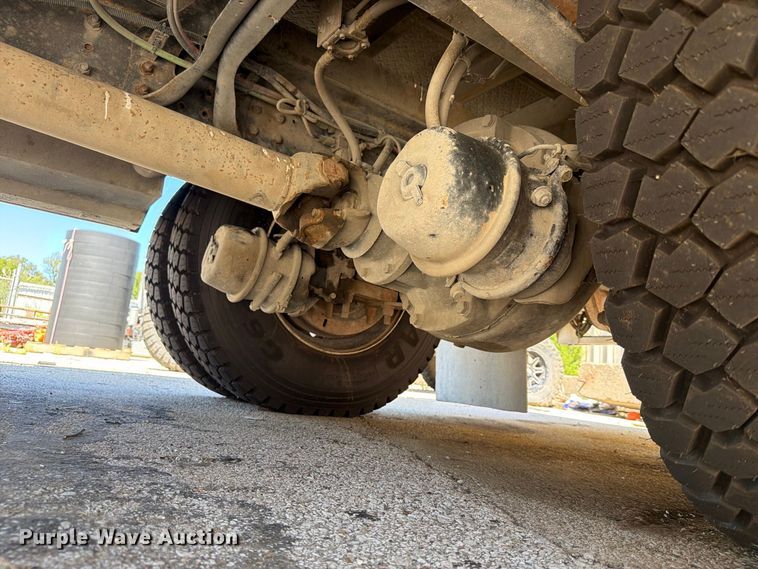 image for item FB8921 2011 International WorkStar 7400 utility / service truck