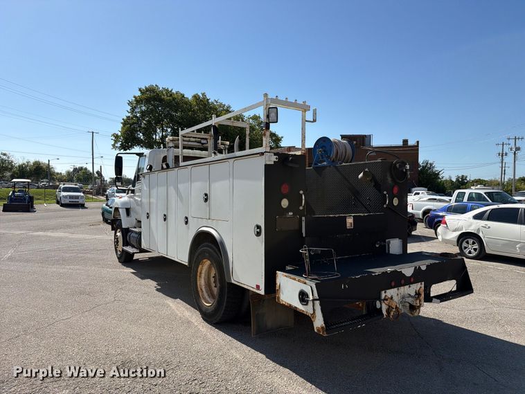 image for item FB8922 2010 International WorkStar 7400 utility / service truck