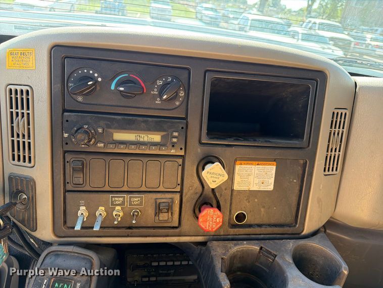image for item FB8922 2010 International WorkStar 7400 utility / service truck