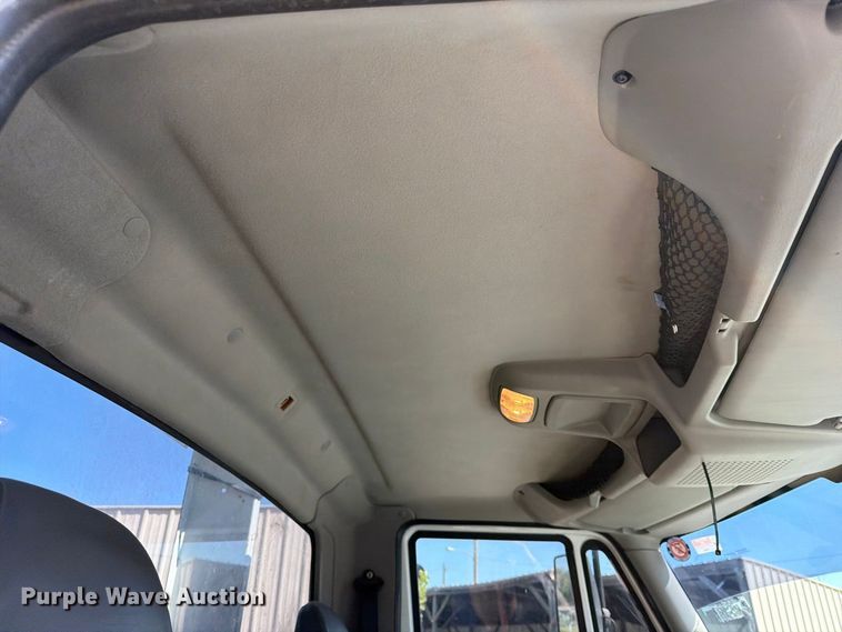 image for item FB8922 2010 International WorkStar 7400 utility / service truck