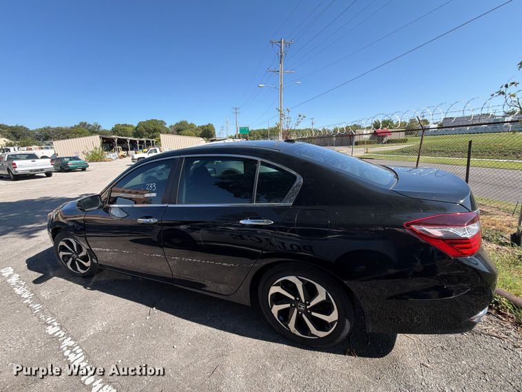 image for item FB8923 2016 Honda Accord 