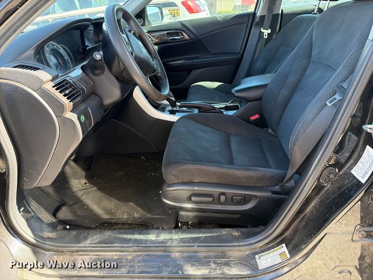 image for item FB8923 2016 Honda Accord 