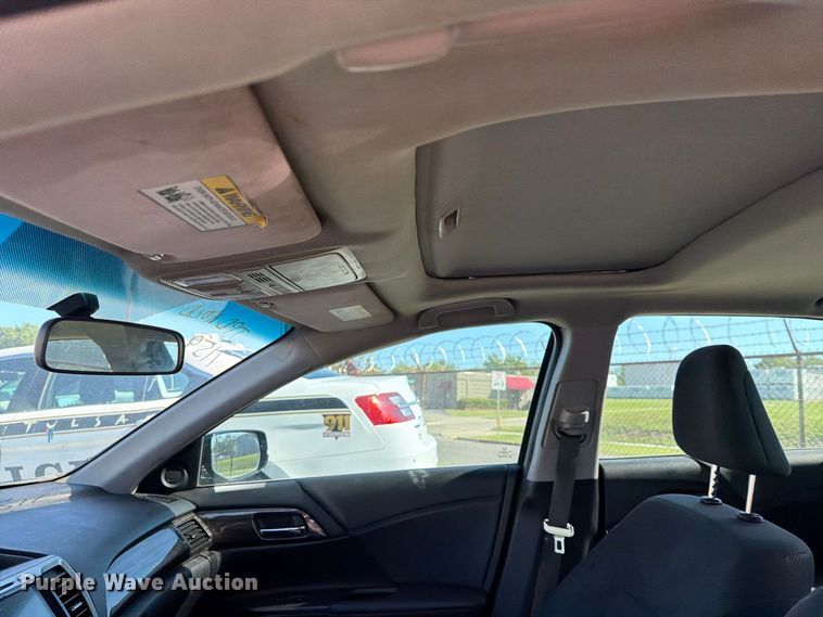 image for item FB8923 2016 Honda Accord 