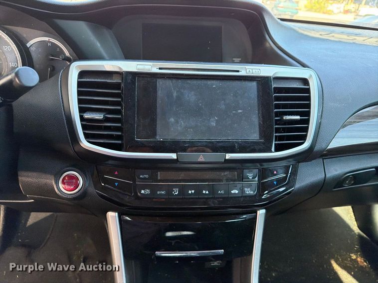 image for item FB8923 2016 Honda Accord 