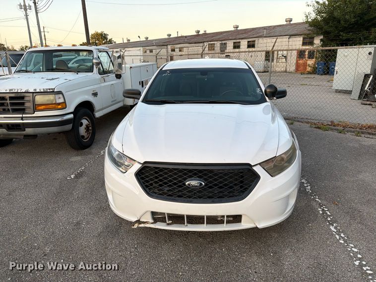 image for item FB8924 2013 Ford Taurus Police Interceptor 