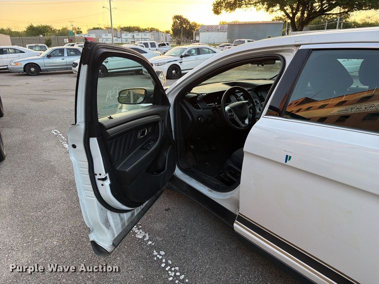 image for item FB8924 2013 Ford Taurus Police Interceptor 
