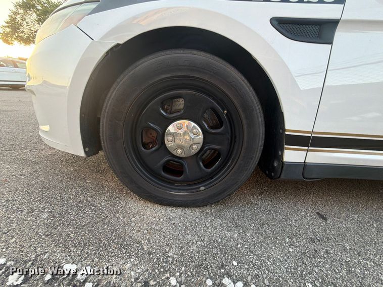 image for item FB8924 2013 Ford Taurus Police Interceptor 
