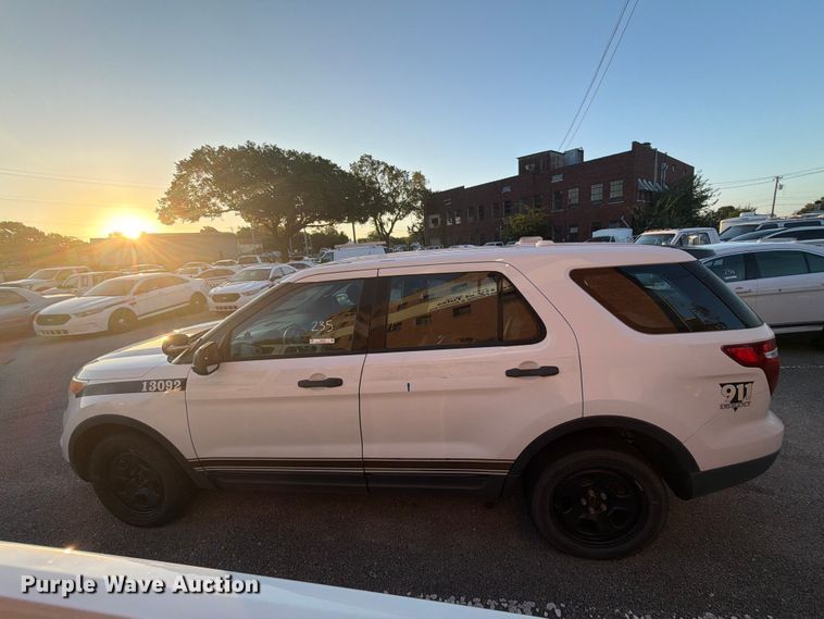image for item FB8925 2013 Ford Explorer Police Interceptor SUV
