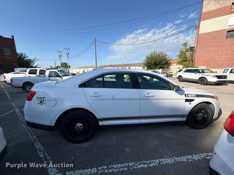 image for item FB8926 2014 Ford Taurus Police Interceptor 